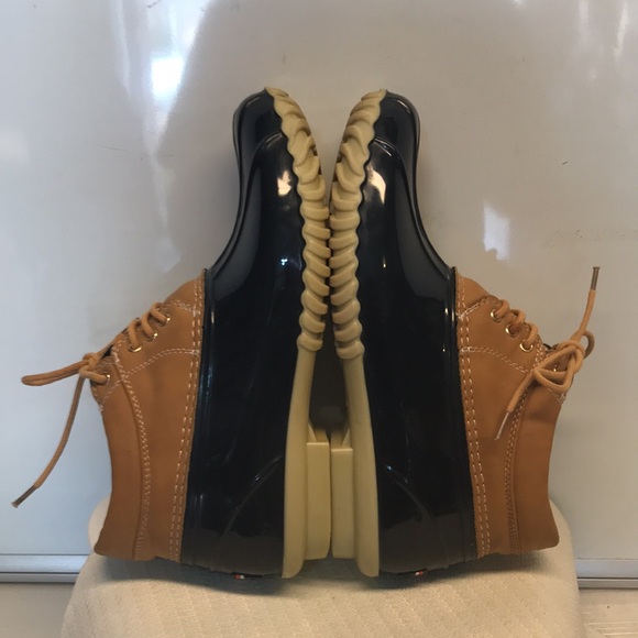 Tommy Hilfiger “duck” boot - Picture 7 of 9